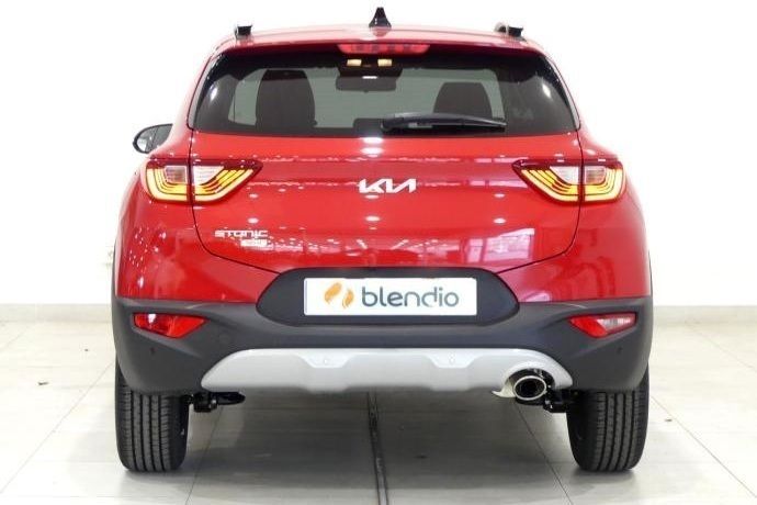Usado Kia Stonic Style 100 HP (73 kW) 2024 SUV