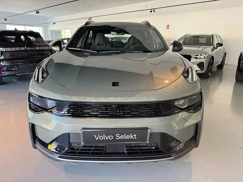 Usado Lynk & Co 01 276 CV (202 kW) 2026 Verde SUV