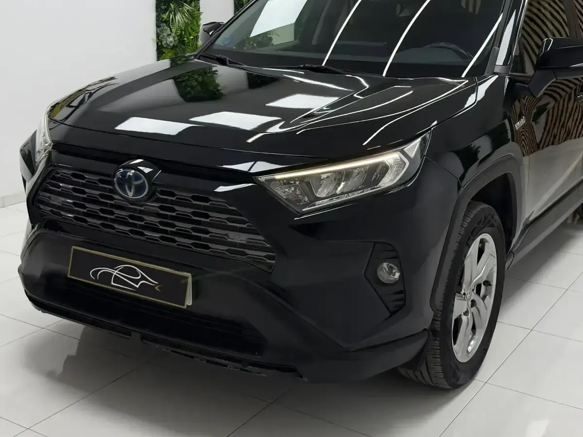 Usado Toyota RAV4 Hybrid Advance 218 CV (160 kW) 2021 Negro SUV