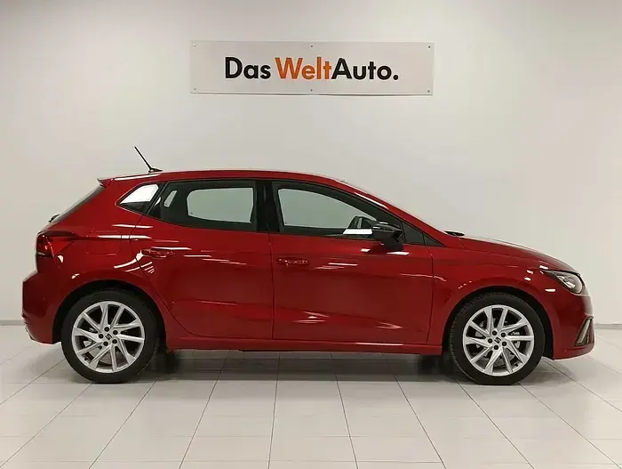 Usado Seat Ibiza FR 150 CV (110 kW) 2024 Rojo Utilitario