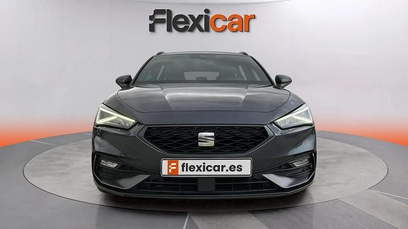 Usado Seat Leon FR 150 CV (110 kW) 2020 Azul Berlina