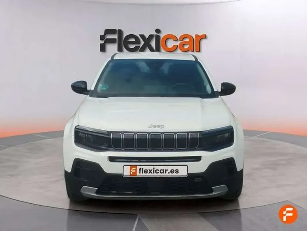 Usado Jeep Avenger 101 HP (74 kW) 2023 Branco SUV