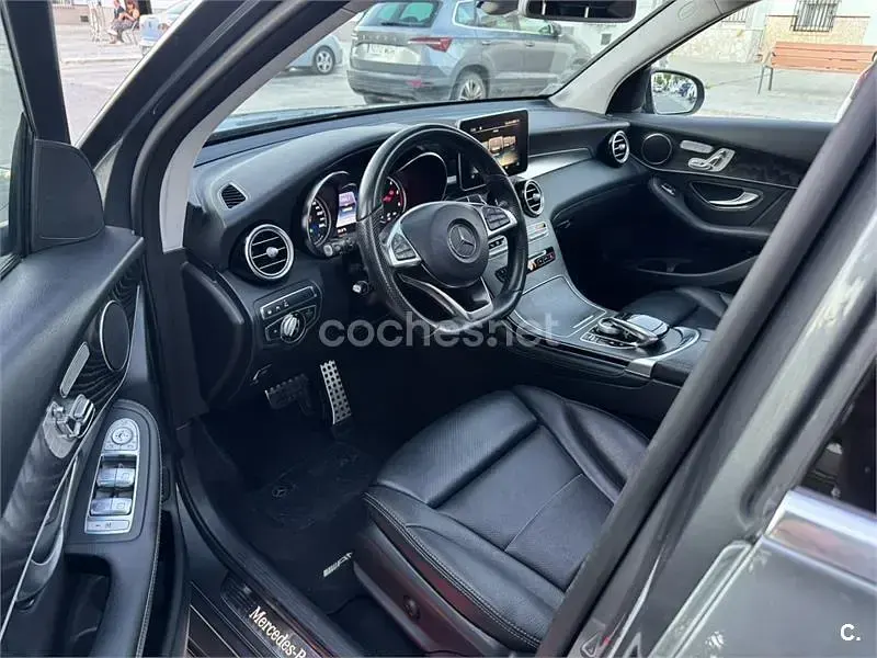Usado Mercedes GLC250 AMG line 204 CV (150 kW) 2016 Gris / plata SUV