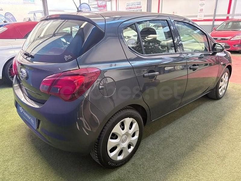 Usado Opel Corsa Expression 90 CV (66 kW) 2018 Gris / plata Utilitario