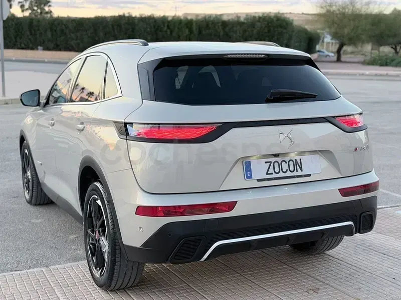 Usado DS Automobiles DS7 Crossback 131 CV (96 kW) 2021 Beige SUV