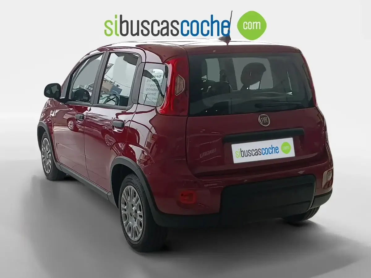 Usado Fiat Panda 69 CV (50 kW) 2024 Rojo Utilitario