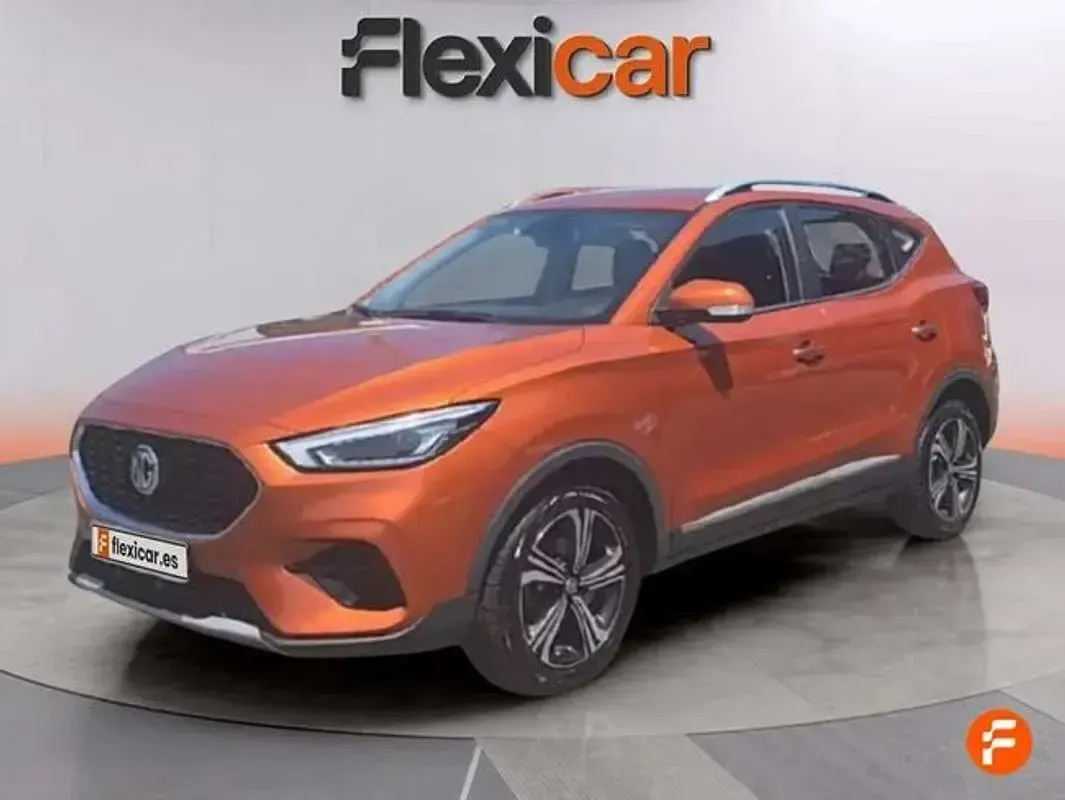 Usado MG ZS Comfort 106 HP (77 kW) 2022 Laranja SUV