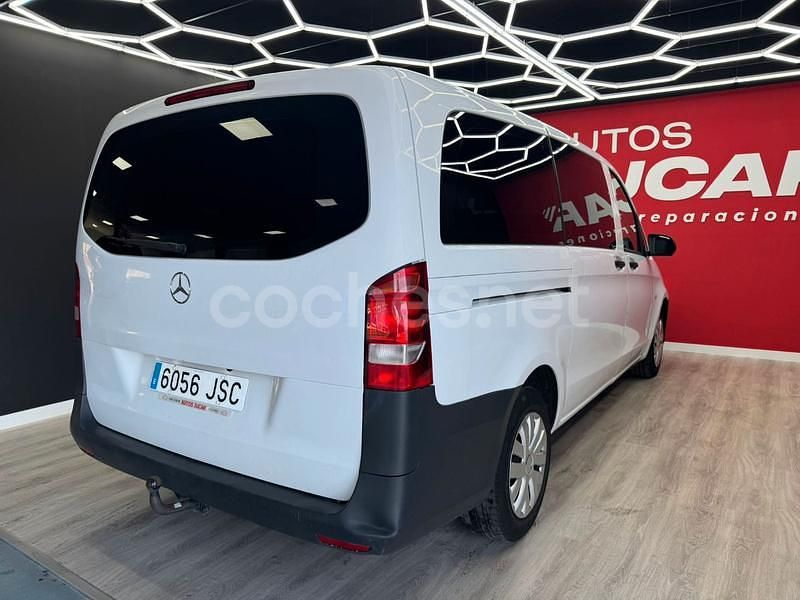 Usado Mercedes Vito Marco Polo 114 CV (83 kW) 2016 Blanco Van