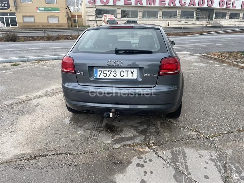 Käytetty Audi A3 Ambition 140 HP (102 kW) 2004 Harmaa Viistoperä