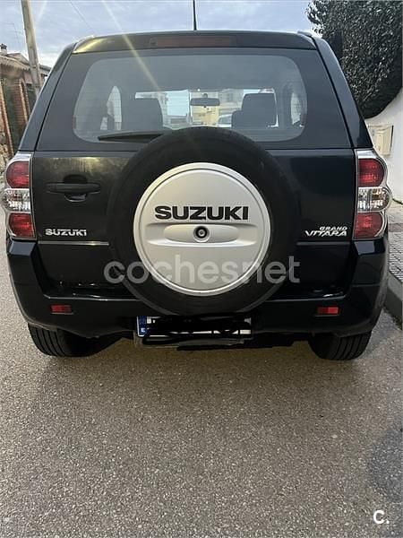 Usado Suzuki Grand Vitara 129 CV (94 kW) 2006 Negro SUV