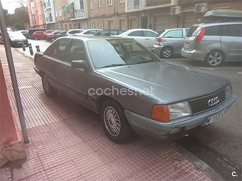 Usado Audi 100 133 CV (97 kW) 1990 Gris / plata Berlina