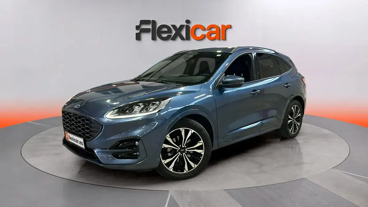 Usado Ford Kuga ST-Line 150 CV (110 kW) 2023 Gris SUV