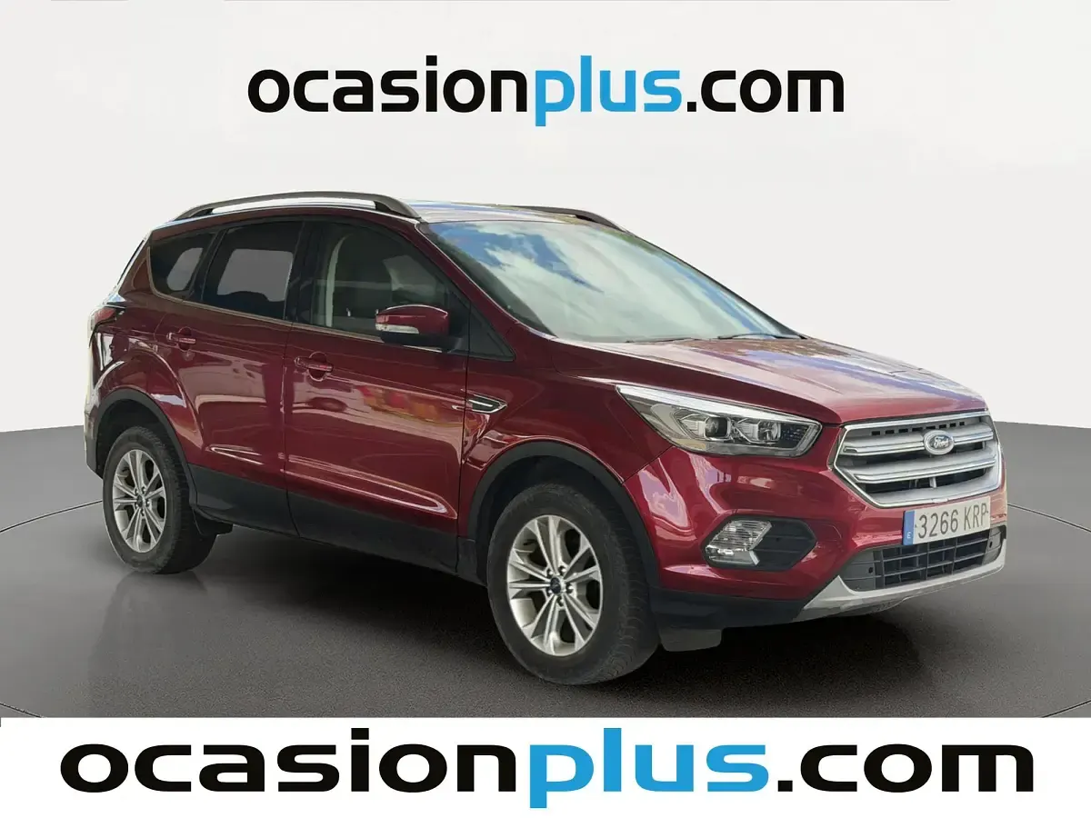 Usado Ford Kuga Titanium 150 CV (110 kW) 2018 Rojo SUV