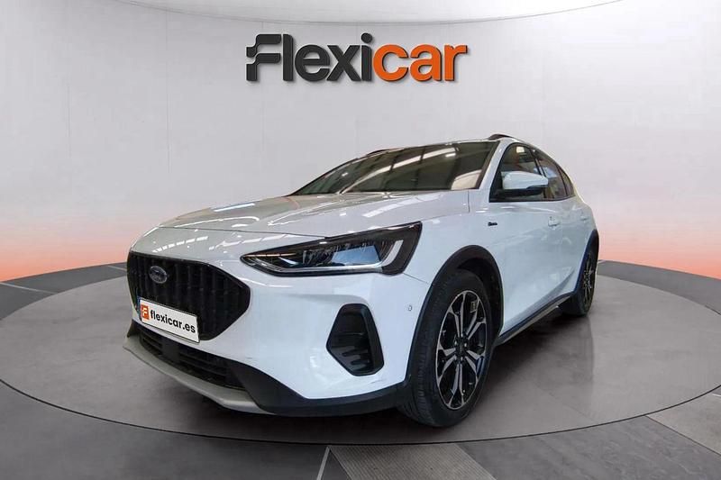 Usado Ford Focus Active 155 CV (114 kW) 2022 Blanco Berlina