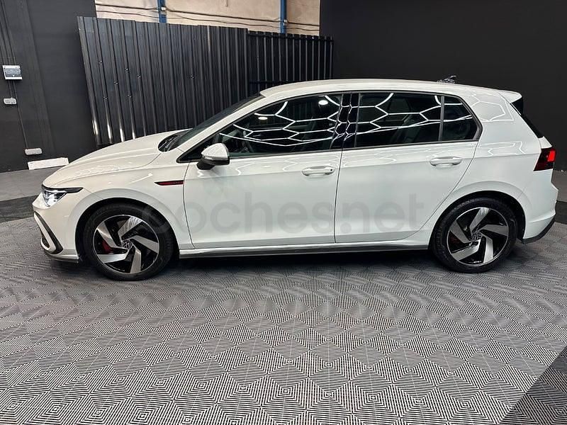 Usado VW Golf VIII GTI 245 CV (180 kW) 2024 Blanco Berlina