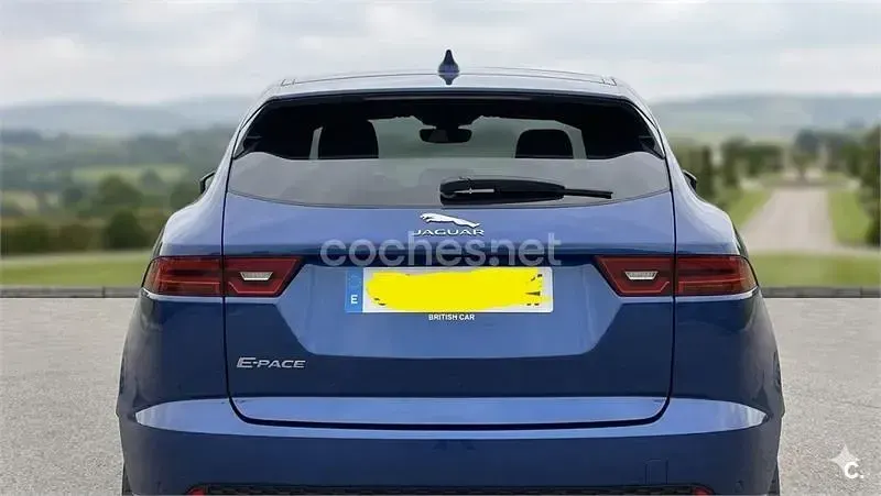 Usado Jaguar E-Pace R-Dynamic 163 CV (119 kW) 2022 Azul SUV