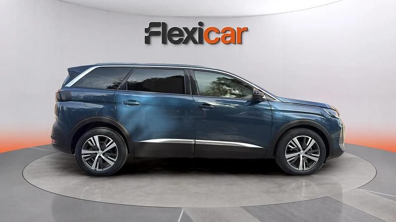 Usado Peugeot 5008 Allure 131 CV (96 kW) 2023 Azul SUV