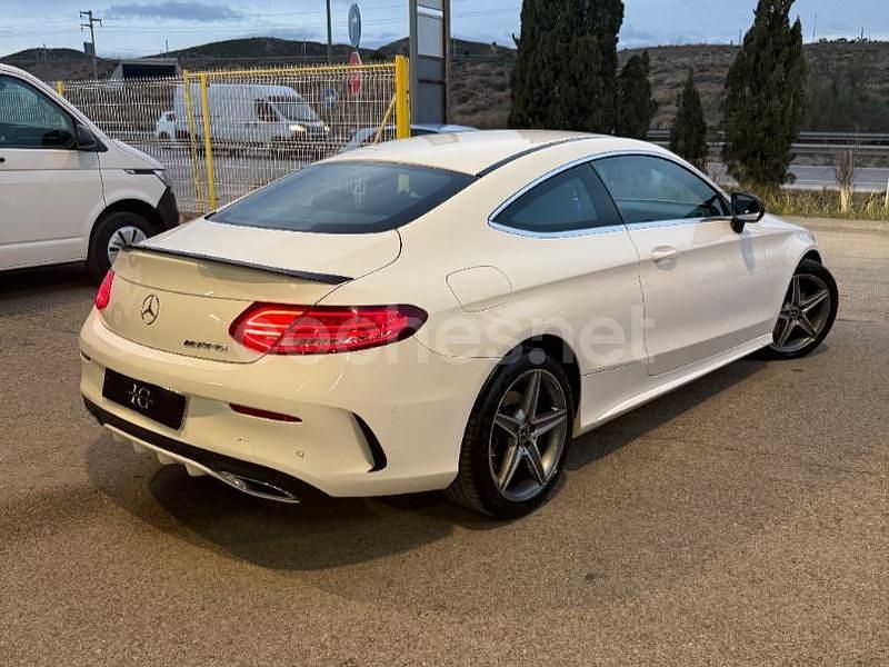 Usado Mercedes C220 170 CV (125 kW) 2018 Blanco Coupe