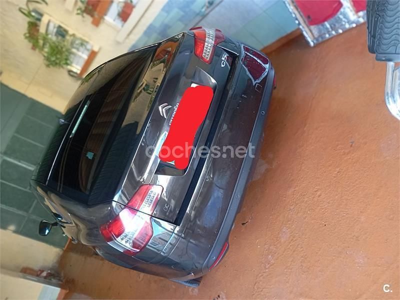 Usado Citroën C5 140 CV (102 kW) 2013 Negro Berlina