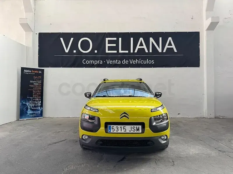 Usado Citroën C4 Live 100 CV (73 kW) 2016 Verde Berlina