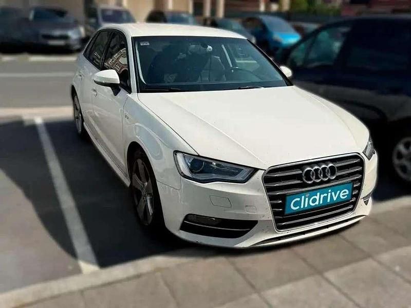 Usado Audi A3 Sportback Ambition 150 CV (110 kW) 2014 Blanco Utilitario
