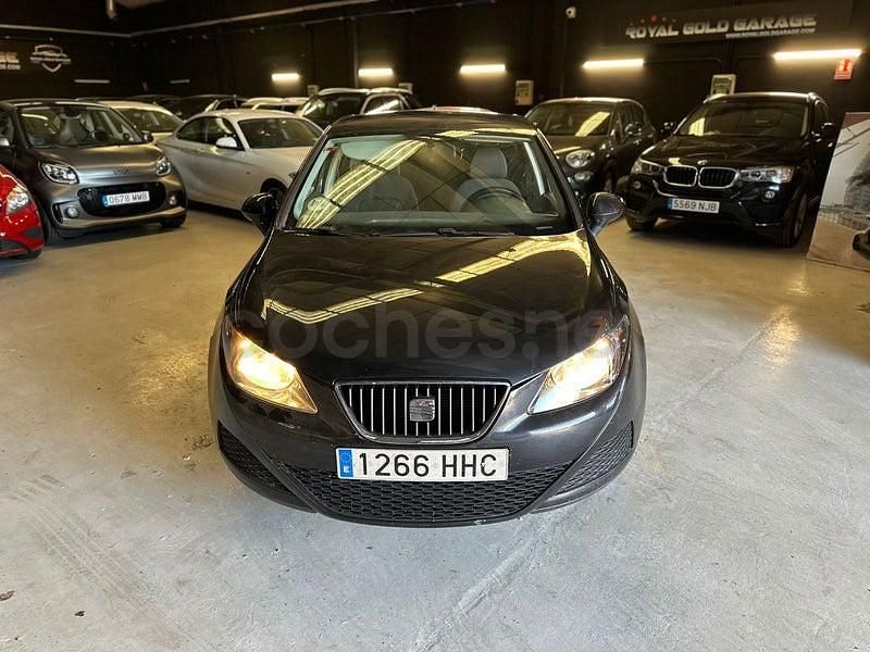 Usado Seat Ibiza ST Style 105 CV (77 kW) 2011 Negro Familiar