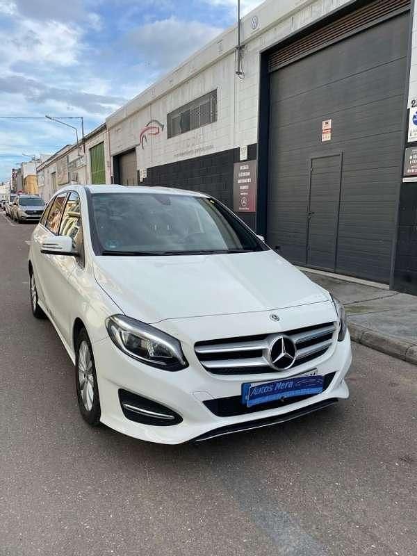 Blanco Usado 2017 Mercedes B200 Monovolumen | 13.500 € (Super precio) - Imagen 1/4