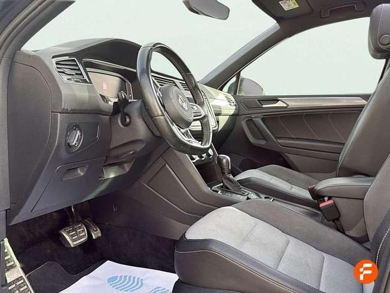 Negro Usado 2020 VW Tiguan Sportline SUV | 26.890 € (Precio justo) - Imagen 1/4