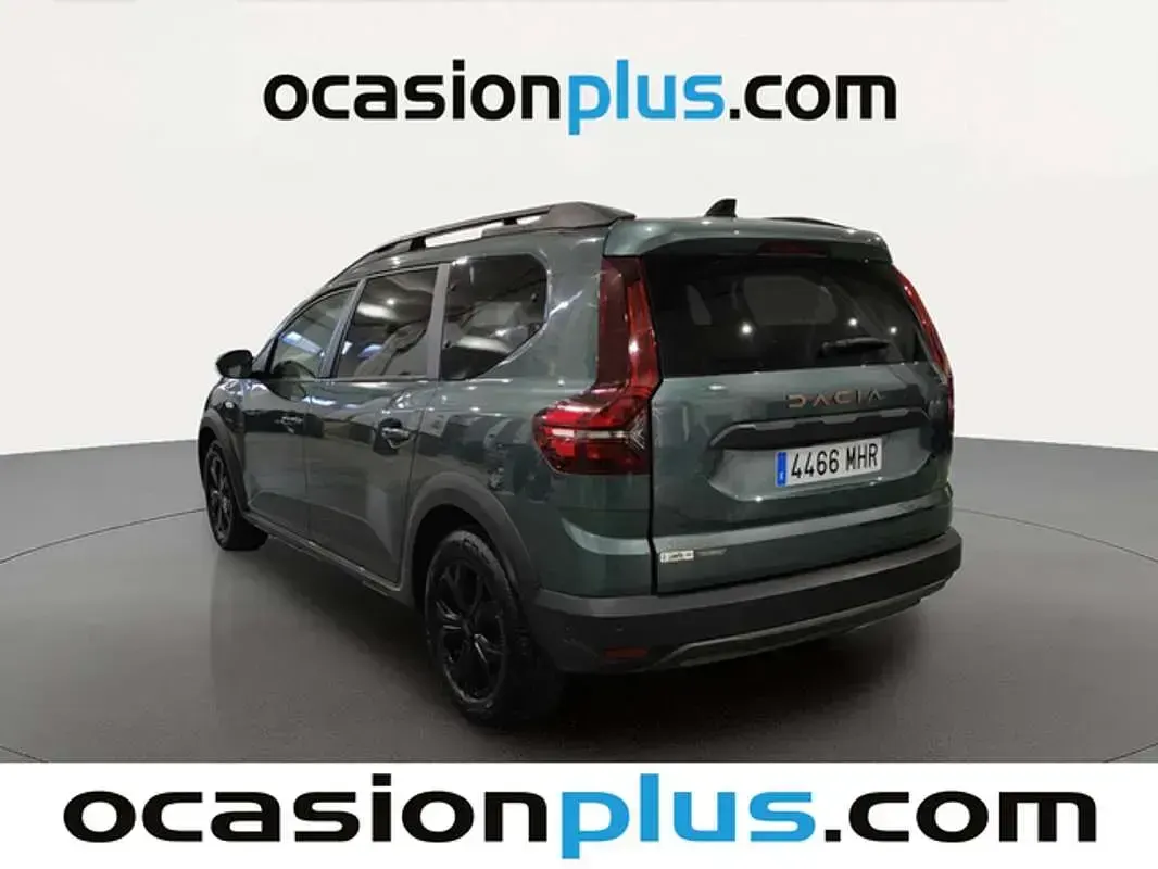 Usado Dacia Jogger Extreme 140 CV (102 kW) 2023 Verde Monovolumen