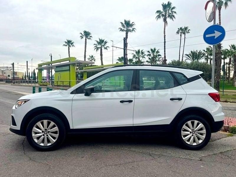 Usado Seat Arona Reference 95 CV (69 kW) 2019 Blanco SUV