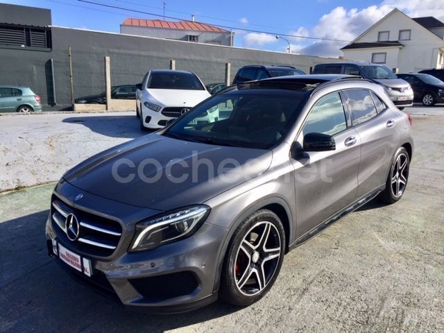 Gris / plata Usado 2016 Mercedes GLA220 AMG line SUV | 30.900 € - Imagen 1/4
