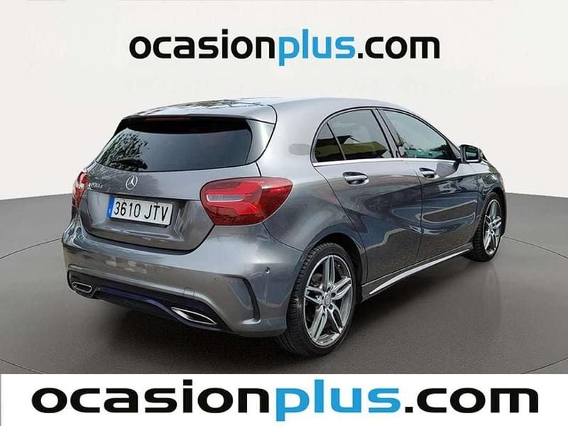 Usado Mercedes A200 136 CV (100 kW) 2016 Gris Utilitario