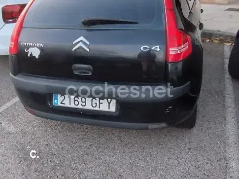 Usado Citroën C4 92 CV (67 kW) 2008 Negro Berlina