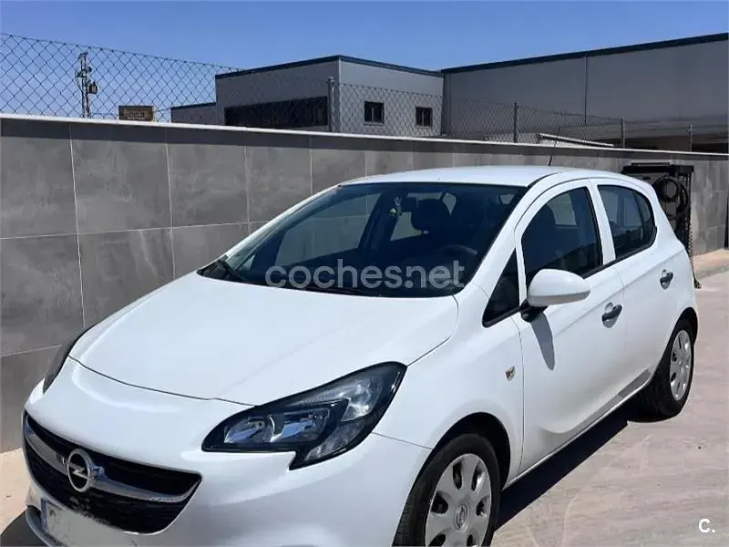 Usado Opel Corsa Business 90 CV (66 kW) 2018 Blanco Utilitario