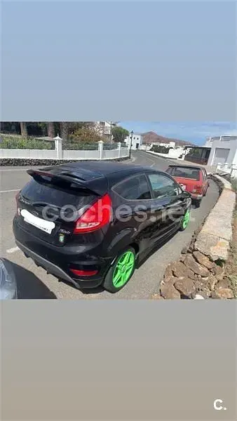 Usado Ford Fiesta Ambiente 60 CV (44 kW) 2010 Negro Berlina