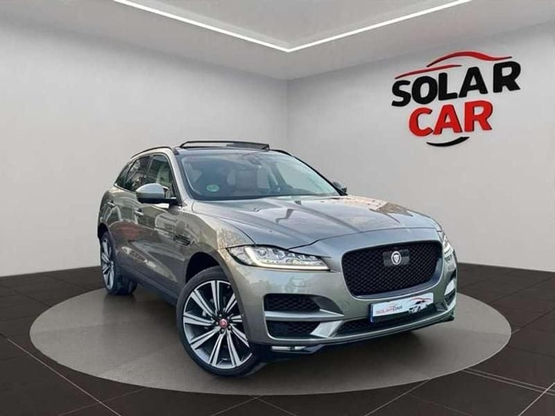 Usado Jaguar F-Pace Portfolio 300 CV (220 kW) 2020 Gris SUV