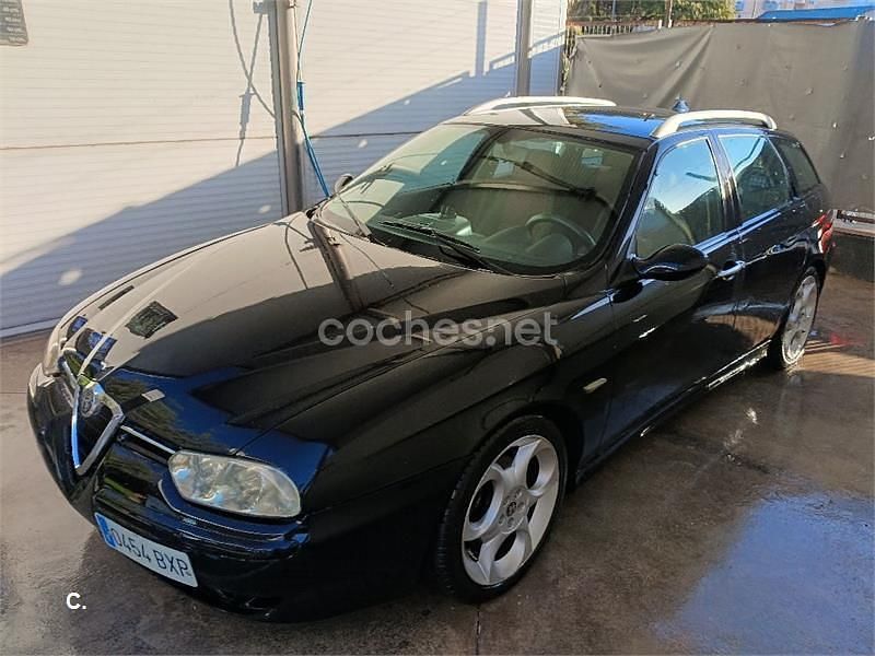 Negro Usado 2003 Alfa Romeo 156 Distinctive Familiar | 2800 € - Imagen 1/4