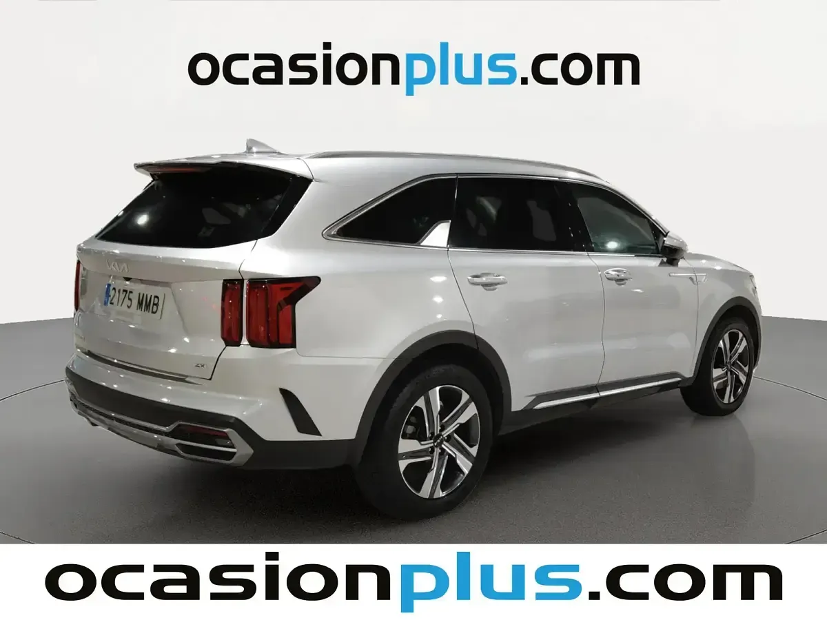Usado Kia Sorento 194 CV (142 kW) 2023 Gris SUV