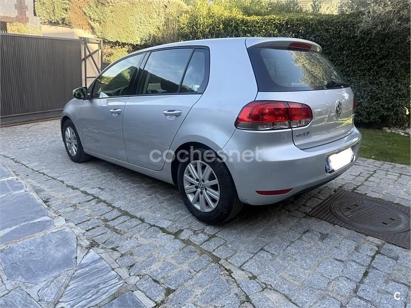 Usado VW Golf VI Sport 105 CV (77 kW) 2009 Gris / plata Utilitario
