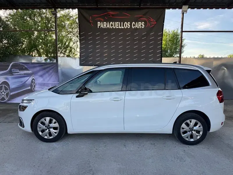 Usado Citroën C4 SpaceTourer PureTech 130 CV (95 kW) 2022 Blanco Monovolumen