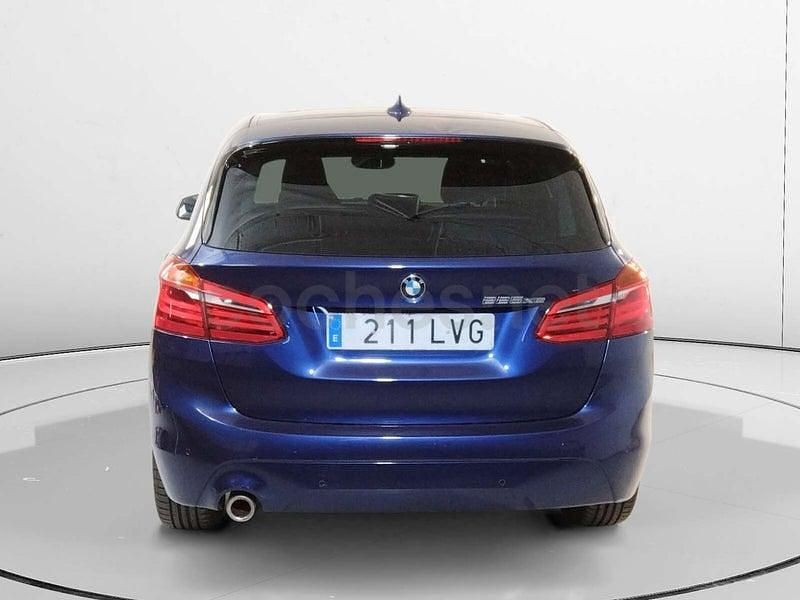 Usado BMW 225 Active Tourer iPerformance 220 CV (161 kW) 2021 Azul Monovolumen
