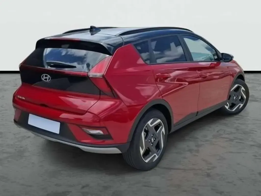 Usado Hyundai Bayon Blackline 101 CV (74 kW) 2021 Negro SUV