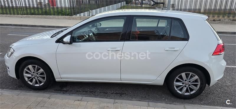 Usado VW Golf VII Edition 105 CV (77 kW) 2013 Blanco Berlina