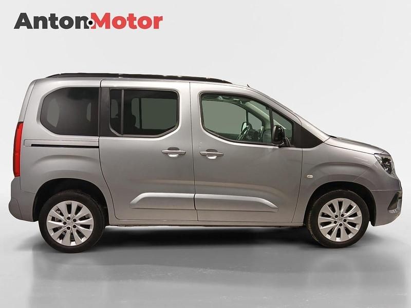 Usado Opel Combo Life Business 100 CV (73 kW) 2023 Gris
