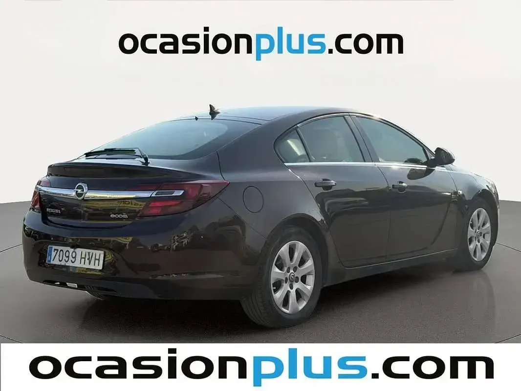 Usado Opel Insignia Selective 140 CV (102 kW) 2014 Marrón Berlina