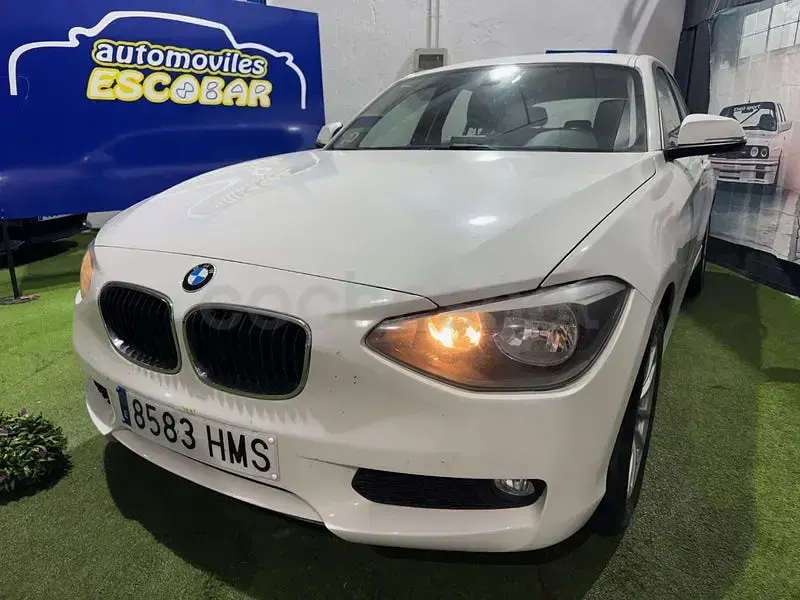Usado BMW 118 Comfort Edition 143 CV (105 kW) 2012 Blanco Utilitario