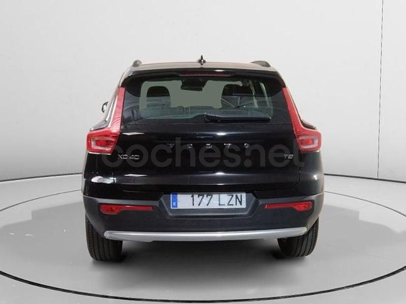 Usado Volvo XC40 129 CV (94 kW) 2022 Negro SUV