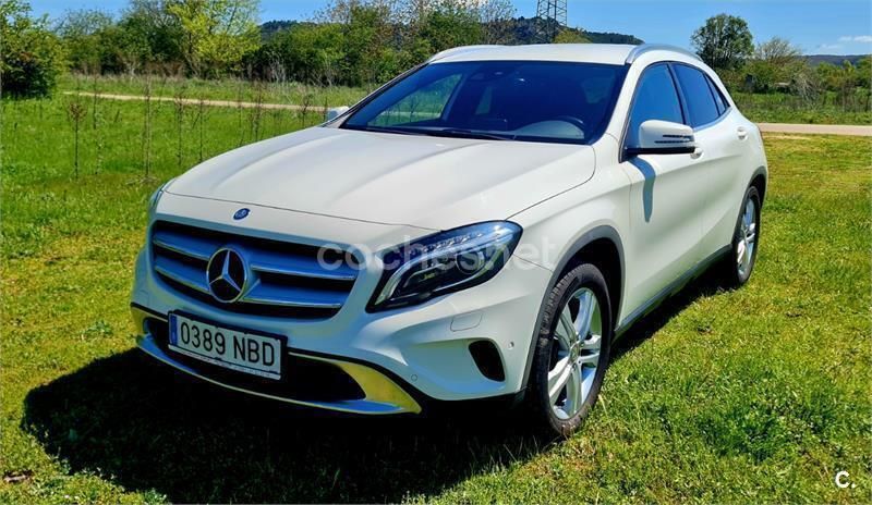 Blanco Usado 2016 Mercedes GLA200 Style SUV | 22.499 € (Un poco caro) - Imagen 1/4