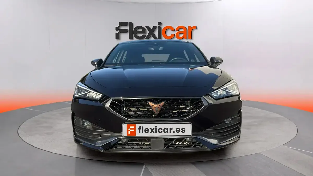 Usado Cupra Leon 150 CV (110 kW) 2024 Negro Berlina