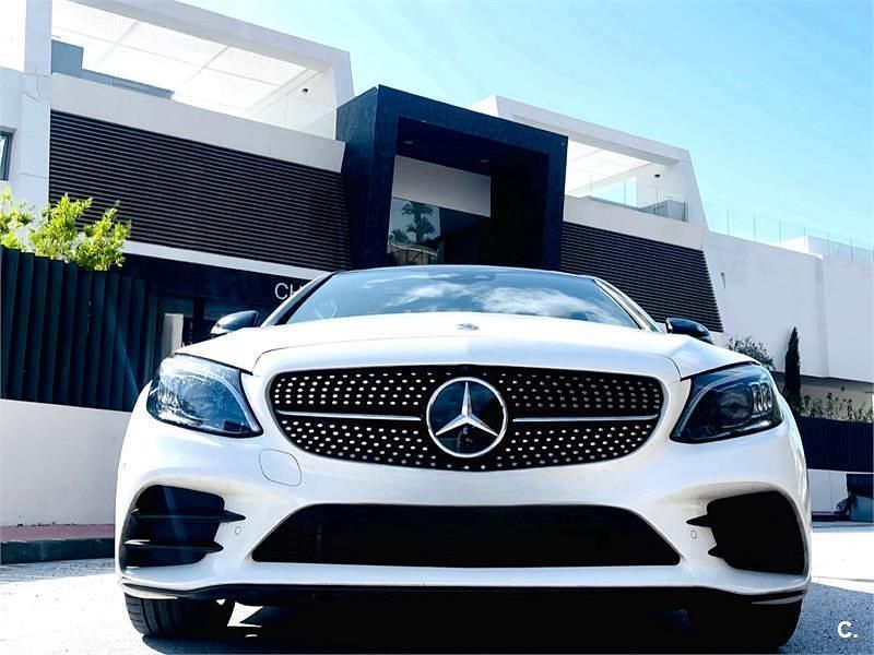 Usado Mercedes C220 194 CV (142 kW) 2021 Blanco Coupe